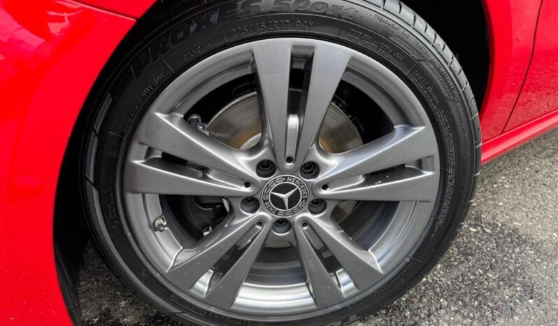 
								Mercedes-Benz B Class (30 577km) full									