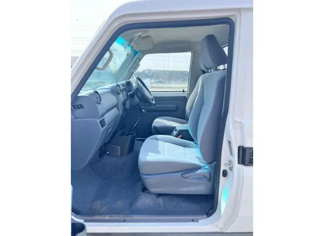 
								TOYOTA LAND CRUISER 2022 31,475km full									