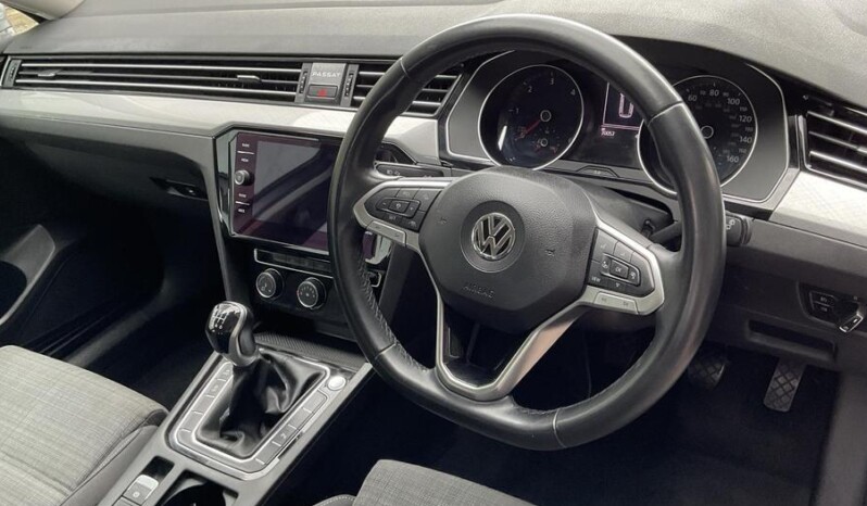 
								Volkswagen Passat 2021 (112 775km) full									