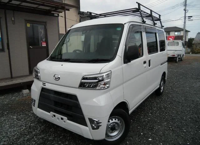 
								DAIHATSU HIJET CARGO 2021 (121,391km) full									