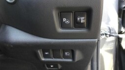 
										Toyota C-HR 2019 90123km full									