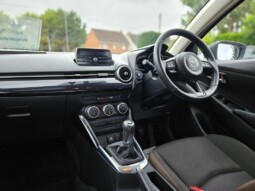 
										Mazda Mazda2 2021 (68005km) full									