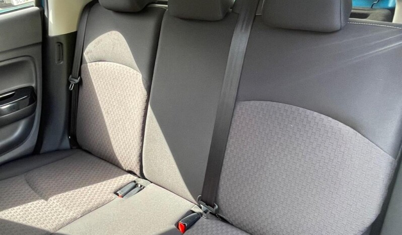 
								Mitsubishi Mirage 2018 (39963km) full									