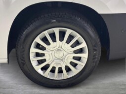
										Toyota ProAce 2025 (16.09km) full									