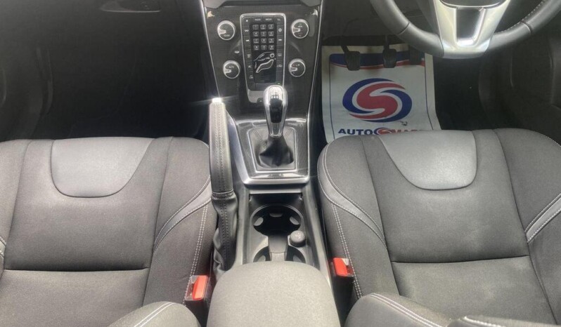 
								Volvo V40 2019 115 872km full									