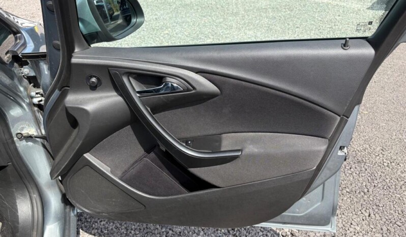 
								Vauxhall Astra 2019 (173 809km) full									