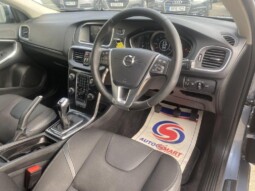 
										Volvo V40 2019 115 872km full									