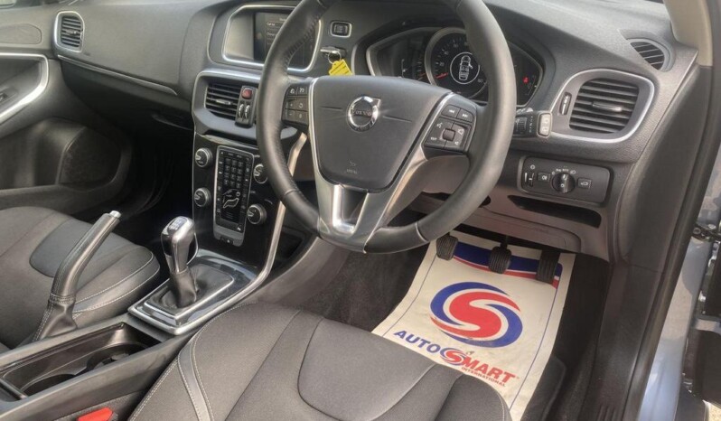 
								Volvo V40 2019 115 872km full									