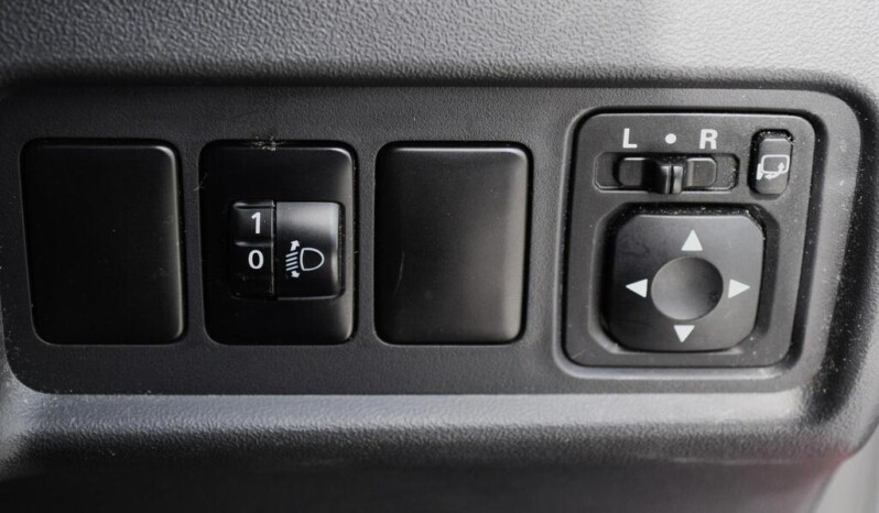 
								Mitsubishi Mirage 2018( 67592km) full									