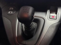 
										Toyota ProAce 2025 (16.09km) full									