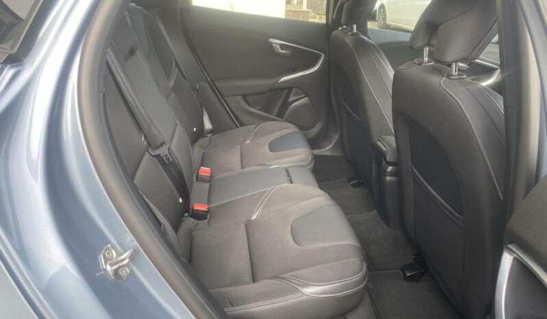 
								Volvo V40 2019 115 872km full									