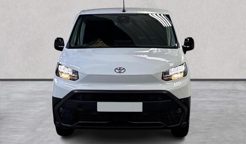 
								Toyota ProAce 2025 (16.09km) full									