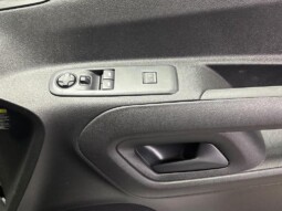 
										Toyota ProAce 2025 (16.09km) full									