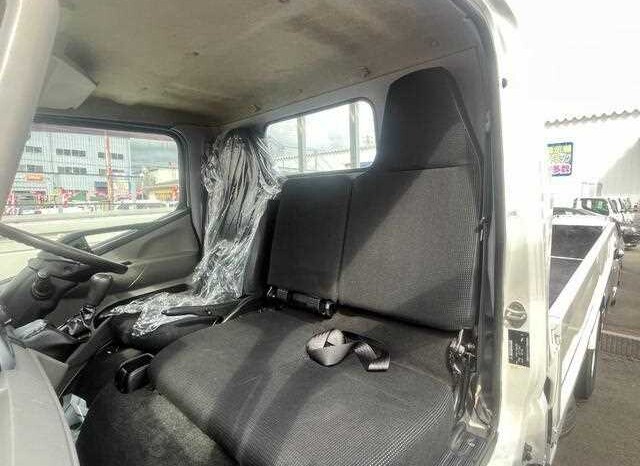 
								Mitsubishi Fuso Canter 2018 (82,248 km) full									