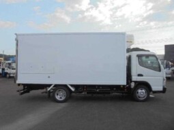 
										Mitsubishi Fuso Canter 2018 (275,011 km) full									