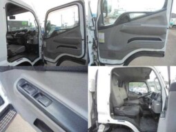
										Mitsubishi Fuso Canter 2018 (275,011 km) full									