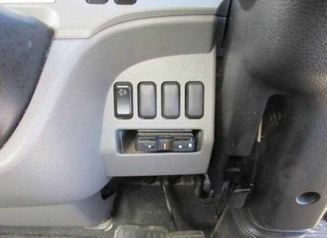 
								Mitsubishi Fuso Canter 2020 177,000 km full									