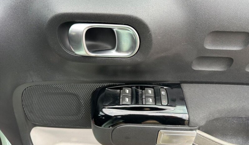 
								Citroën C3 2019 72951km full									