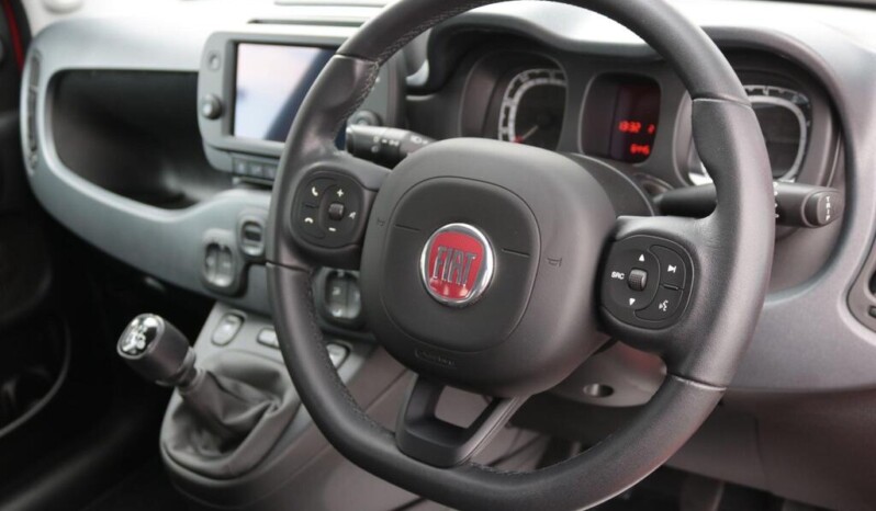 
								Fiat Panda 2022 (10 369km) full									