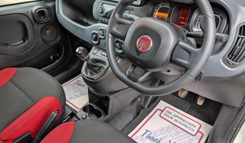 
								Fiat Panda 2019 107312km full									