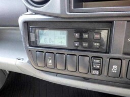 
										Hino Dutro 2018 (410,000 km) full									