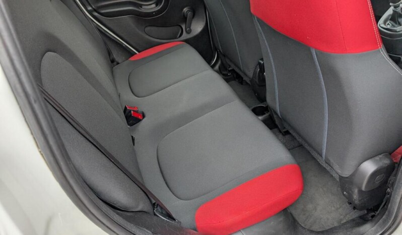 
								Fiat Panda 2019 107312km full									