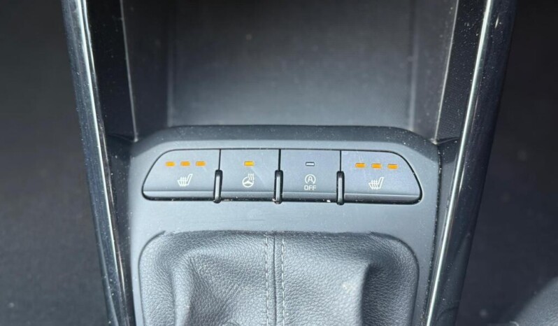 
								Kia Rio 2018  116,029 km full									