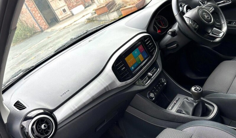 
								MG MG3 2019 (33375KM) full									