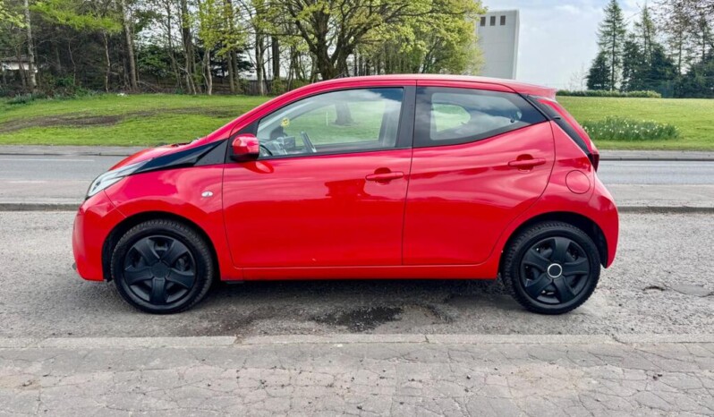 
								Toyota AYGO 2020 70 823km full									
