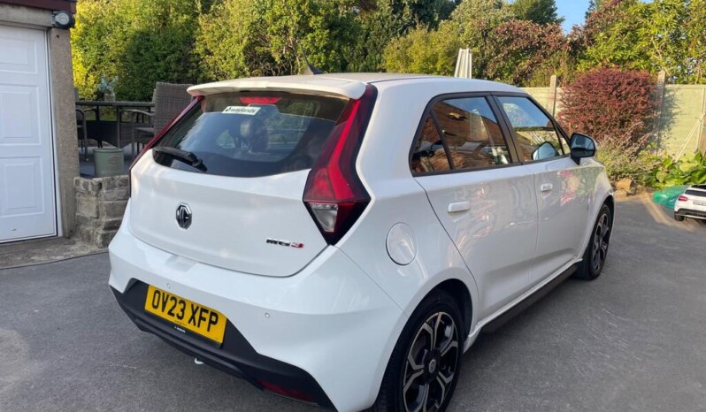 
								MG MG3 2023 25750KM full									