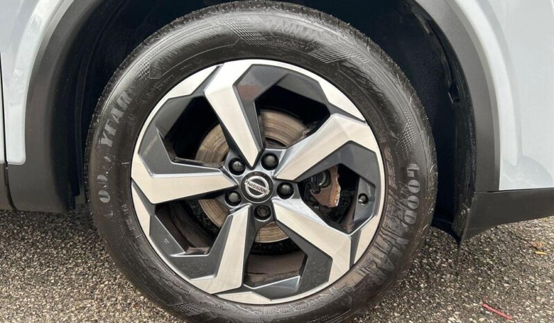 
								Nissan Qashqai 2022 54776KM full									