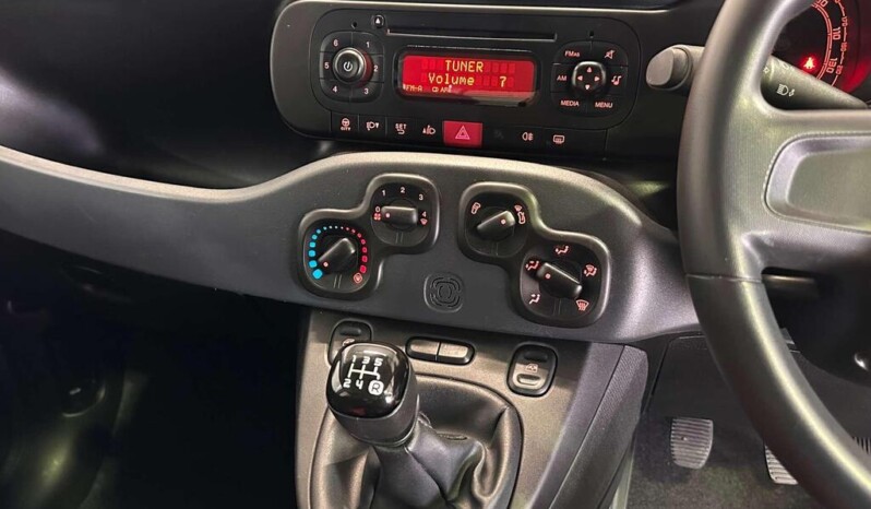 
								Fiat Panda 2018  50 676km full									