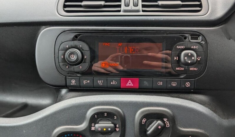 
								Fiat Panda 2019 107312km full									