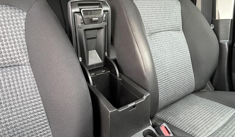 
								Suzuki S-Cross 2025 3773km full									