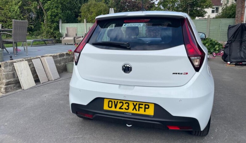 
								MG MG3 2023 25750KM full									