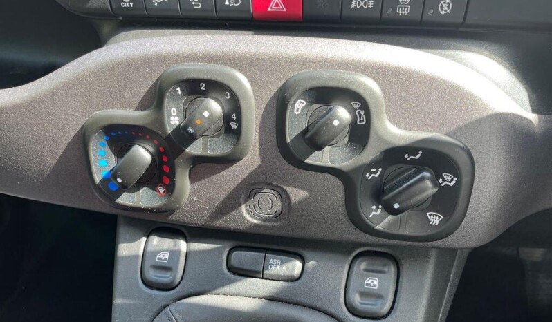 
								Fiat Panda 2021 23046km full									
