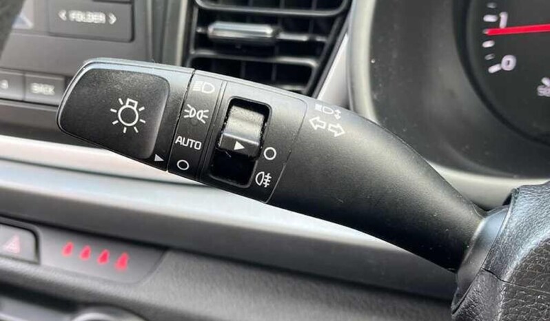 
								Kia Rio 2021 (39,595 km) full									