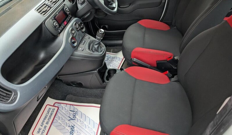 
								Fiat Panda 2019 107312km full									
