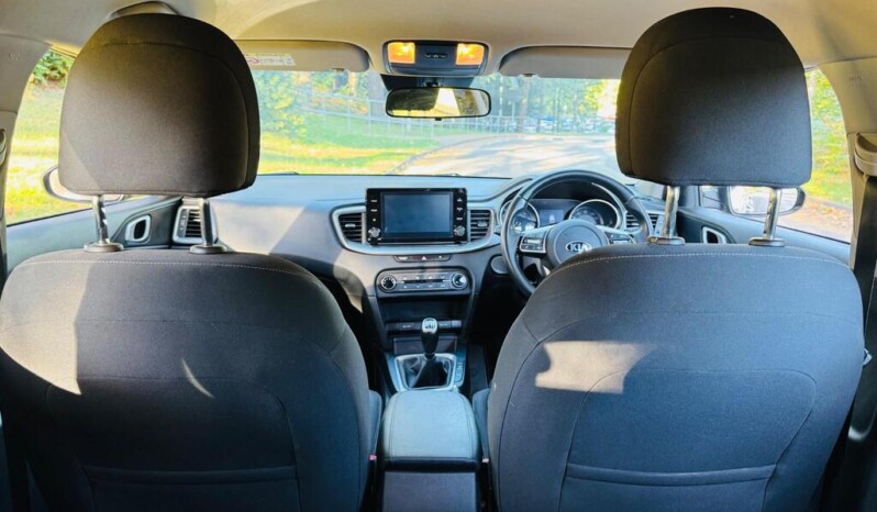 
								Kia Ceed 2021 128,375 km full									