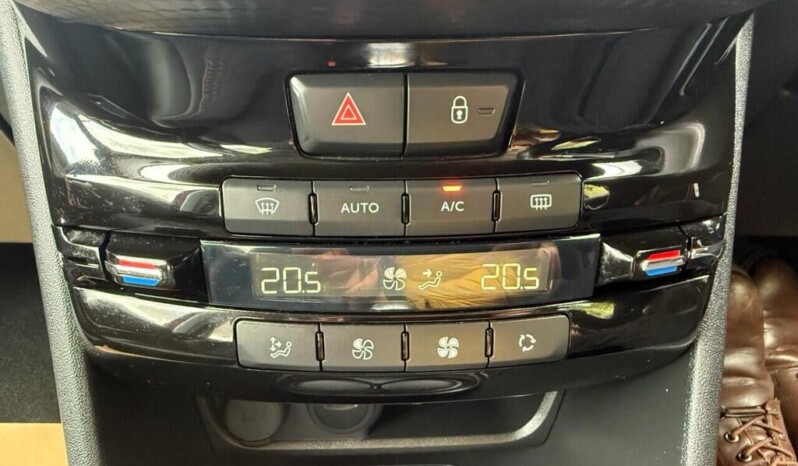 
								Peugeot 208 2019 66,587 km full									