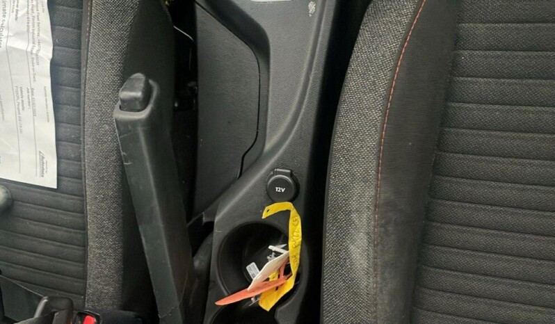 
								Peugeot 208 2024(26,707km full									