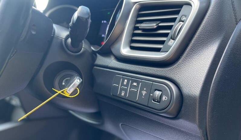 
								Kia Ceed  2020 177,876 km full									