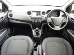 
										Hyundai i10 2020 (10,740km) full									