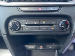 
										Kia Ceed  2020 177,876 km full									
