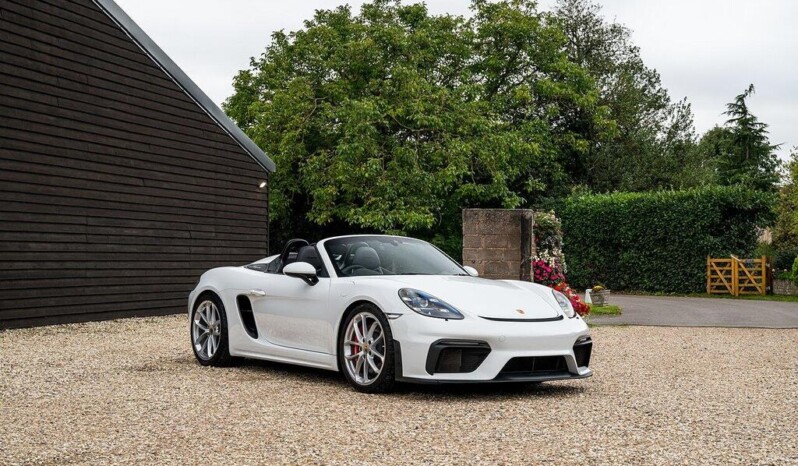 
								Porsche 718 Spyder 9,670km full									