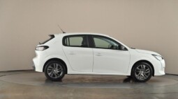 
										Peugeot 208 2024(26,707km full									
