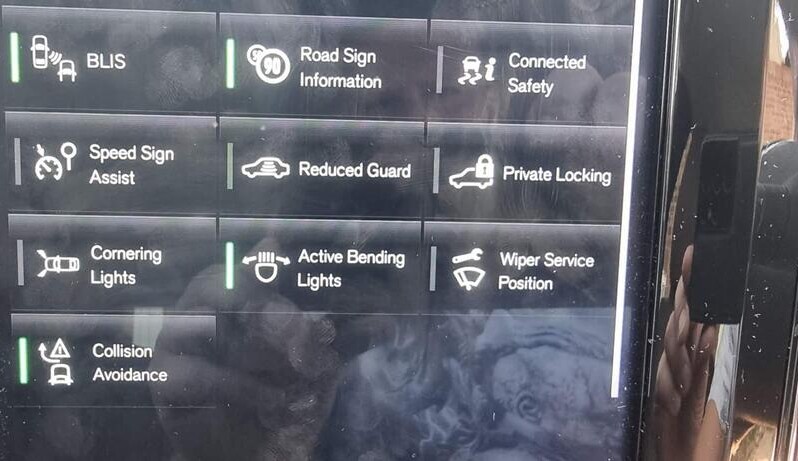 
								Volvo XC60 2018 83,685km full									
