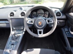 
										Porsche 718 Spyder 13,545km full									