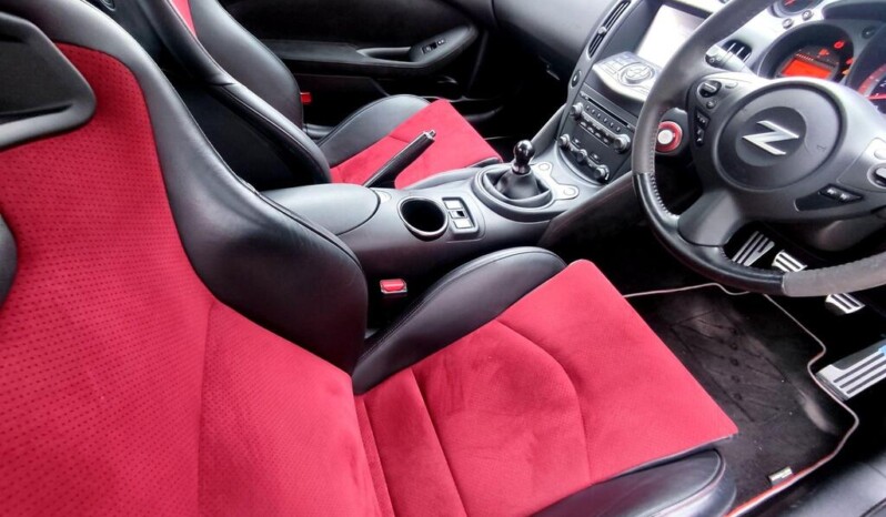 
								Nissan 370 Z 2018 70,811 km full									