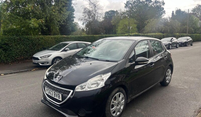 
								Peugeot 208 2019 139 291km full									